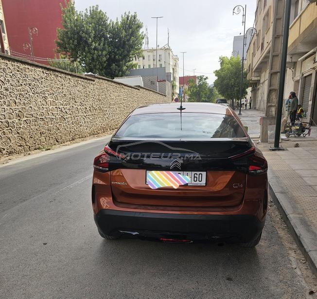 très belle voiture 