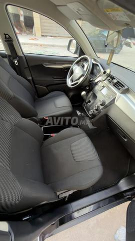 Mahindra KUV100 Très bon état Faible kilométrage - 2