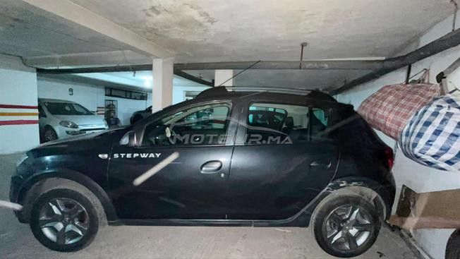 voiture jamais accidenté très bon état 