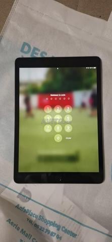 جهاز Apple iPad اللوحي 10.2 بوصة واي فاي 64 جيجابايت الجيل التاسع