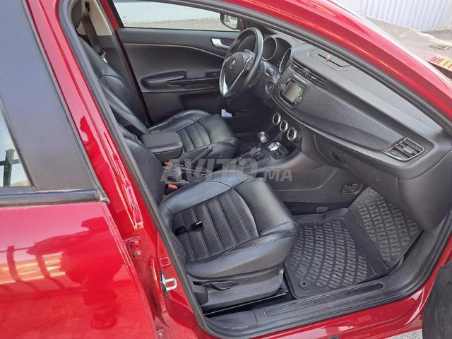 Alfa Romeo Giulietta Diesel Automatique 2018 à Fès - 2