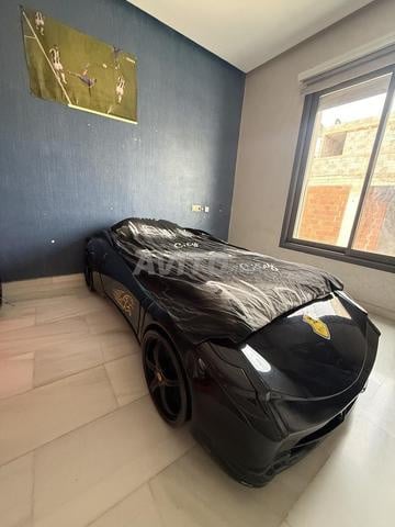 2 أسرة فردية مع 2 مراتب طبية