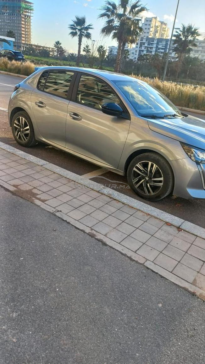 Peugeot 208 Diesel Manuelle 2023 à Casablanca