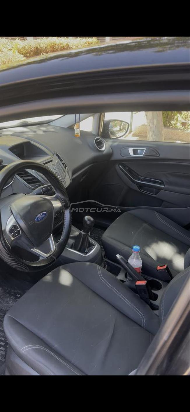Ford fiesta diesel 2015 (très économique)