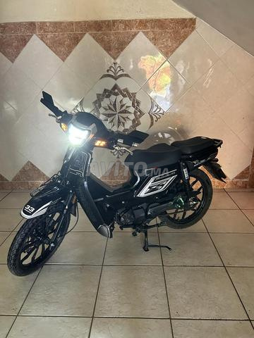 MOTO 33, bonne - 2