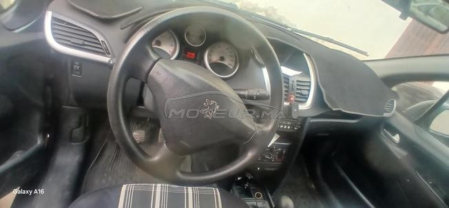 Je propose à la vente une Peugeot 207