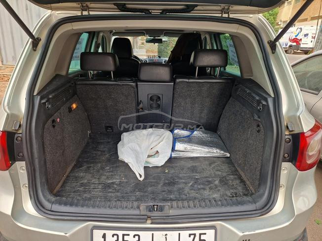 a vendre  voiture tiguan 2010 en tres bon etat  ,