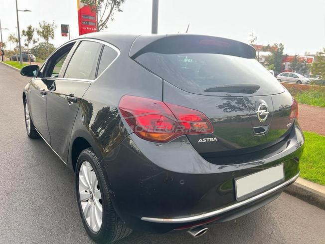Opel Astra automatique 