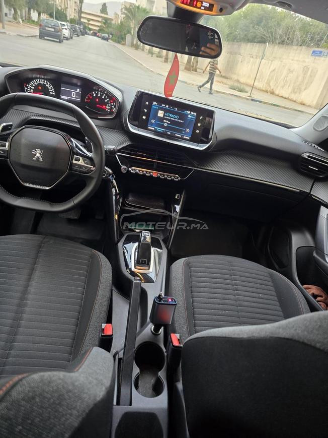 peugeot 2008 2021 automatique 