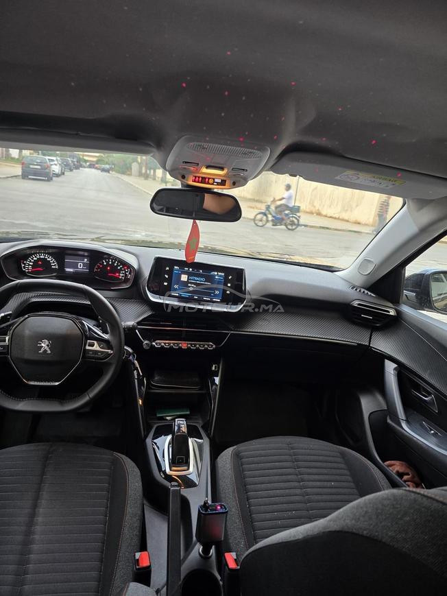 peugeot 2008 2021 automatique 