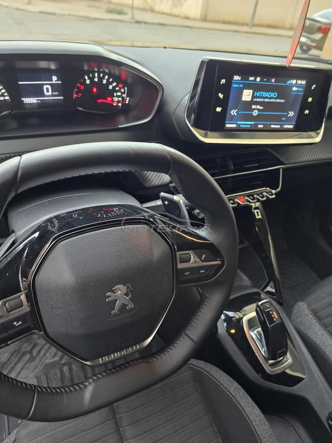peugeot 2008 2021 automatique 