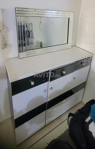 Meuble avec mémoire - 2