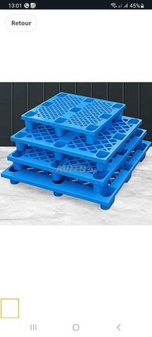 palettes plastique 1.20m/1m - 2