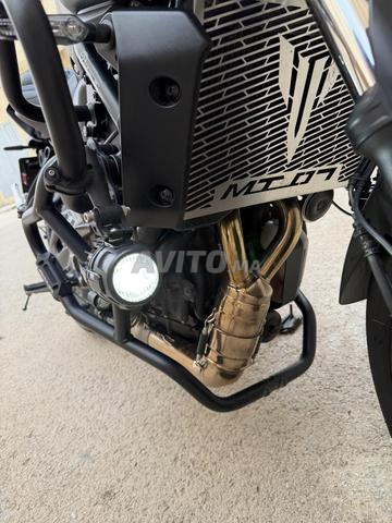 Yamaha MT 07 modèle complet neuf