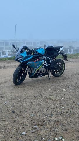 CF Moto 300SR - 2