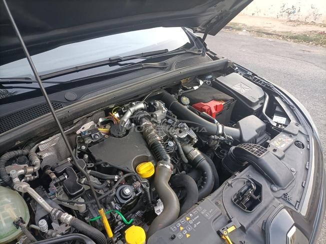 clio 5 trés bon état