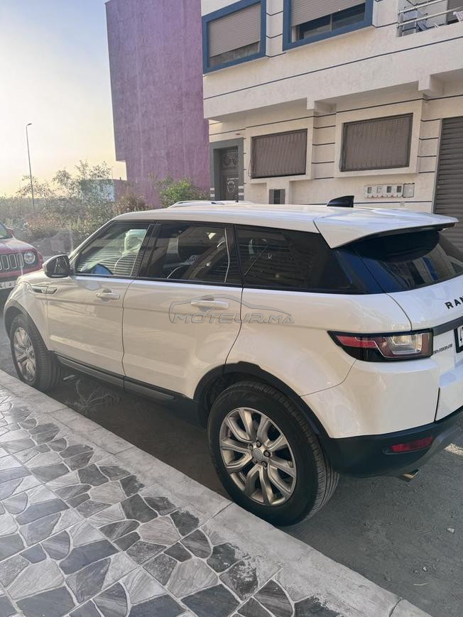 Range Rover évoque 2017