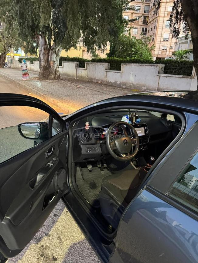 Renault Clio Diesel Automatique 2019 à Tanger