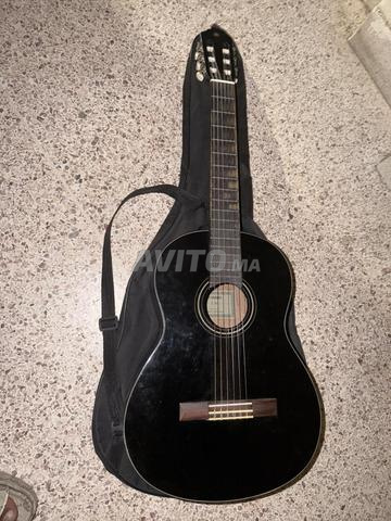 جيتار YAMAHA C40 أسود