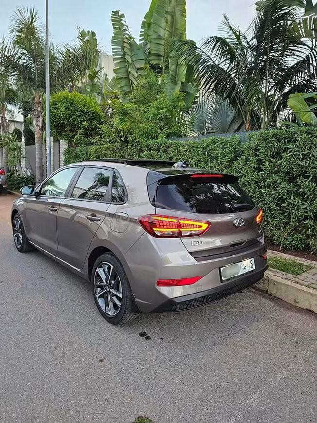 Hyundai i30 2022 Première main