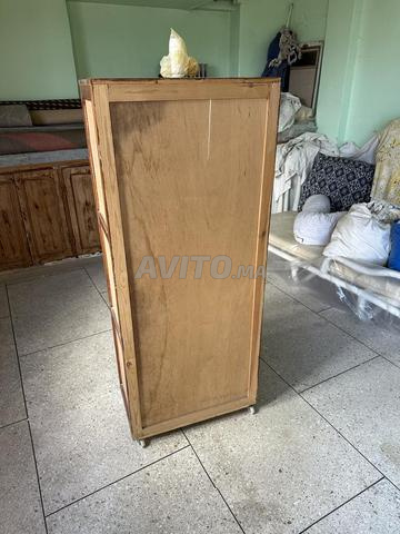 Placard en bois fait par un menuisier - 2