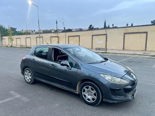 Peugeot 308 essence dariba 650 dh 