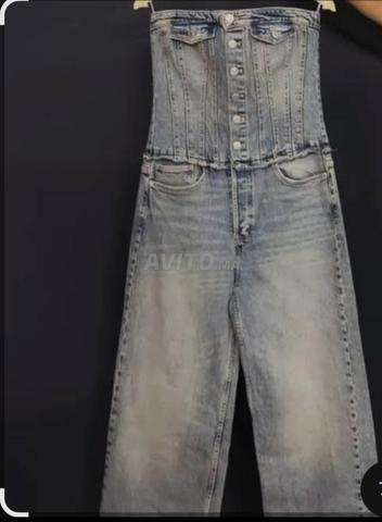 جمبسوت جينز أنيق من Zara - 2
