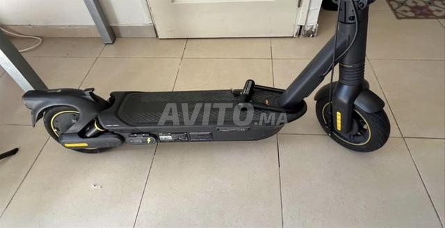 سكوتر كهربائي Ninebot G2 max بحالة ممتازة - 2