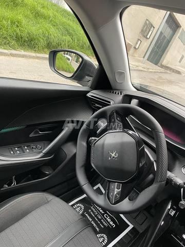 Peugeot 2008 modèle - 2