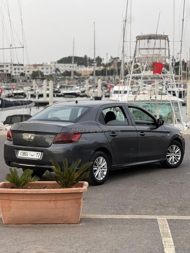 Peugeot 301 full option