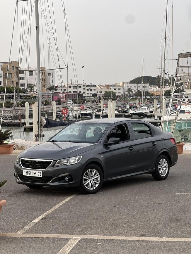 Peugeot 301 full option