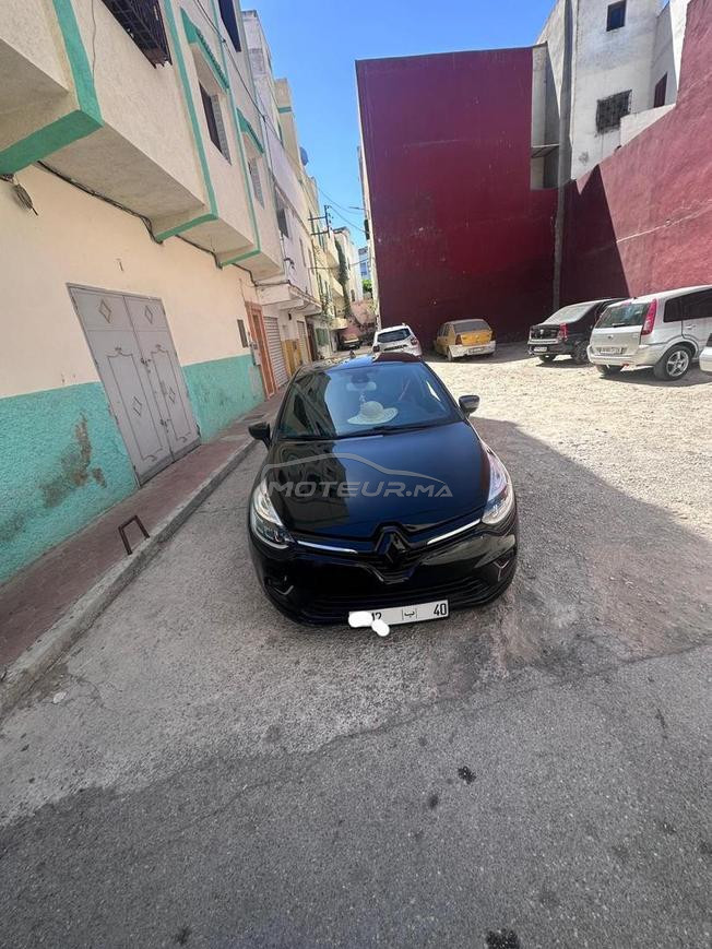 سيارة للبيع في حالة جيد جدا 