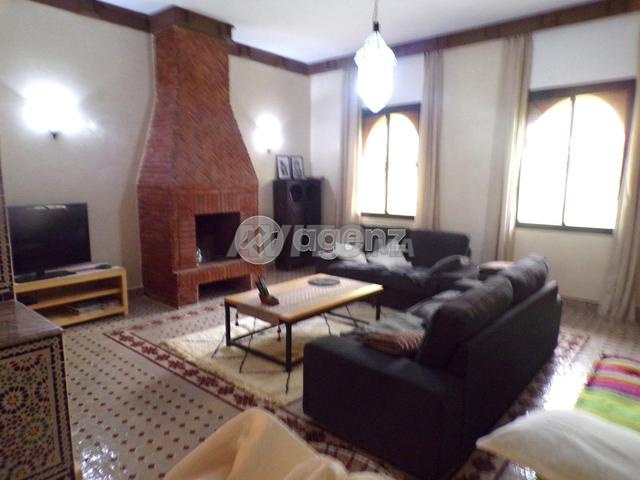RAK-GU-1301 - Villa à vendre à Masmoudi - 2