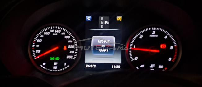 une très belle voiture toute neuf 