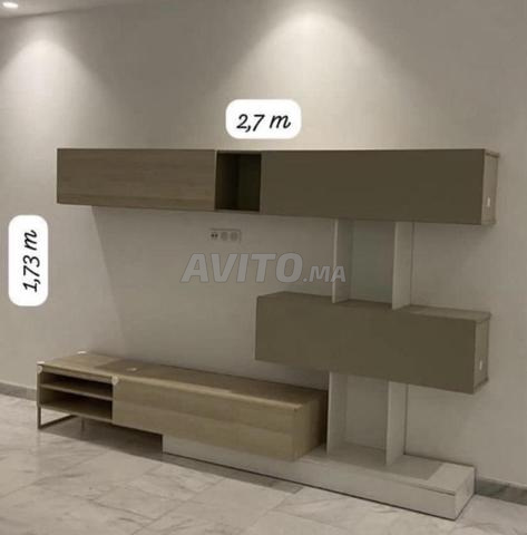 وحدة تلفزيون جدارية عصرية – 2.70 متر