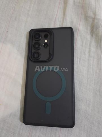 Samsung S25 Ultra bon état et bon prix - 2
