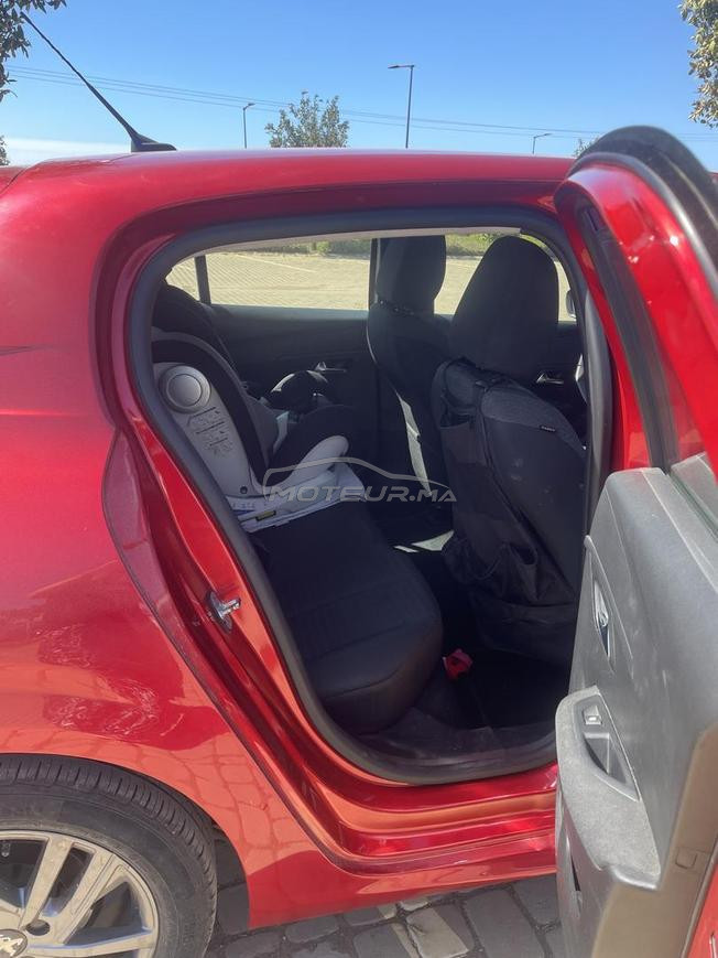 voiture peugeot 208