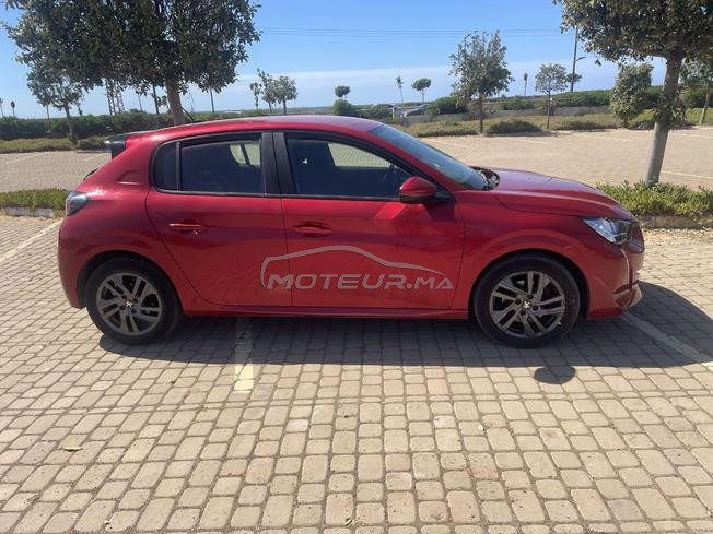 voiture peugeot 208