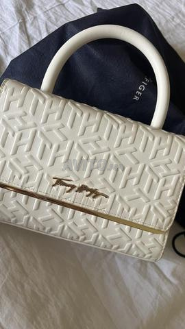 Sac Tommy Hilfiger NEUF - 2