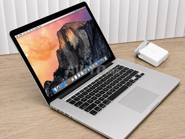 MacBook i7 pro Rétine double Ram 8 disque 256 SSD - 2