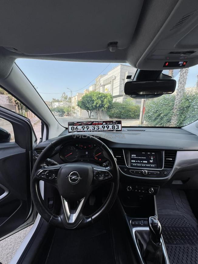 opel crosland