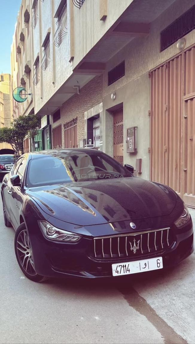 سيارة ممتازة للبيع بثمن جد مناسب 