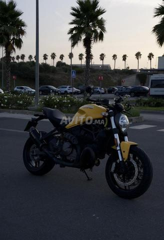 Ducati Monster 821 - 2