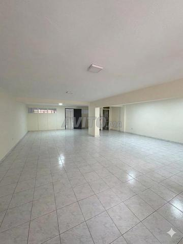 Local dépôt de stockage à louer à Ghandi - 2