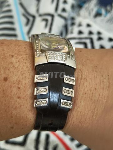 تكنومارين، ساعة فاخرة - 2