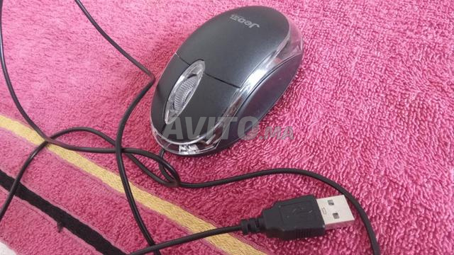 🖱️ فأرة كمبيوتر للبيع بحالة ممتازة وبثمن مناسب - 2