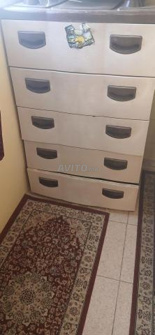 Armoire plastique propre pour vêtements et livres - 2