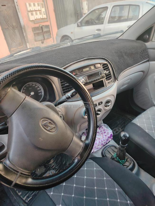 hyundai accent 2010