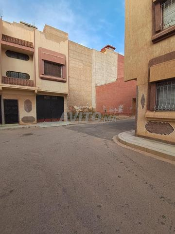 Terrain de 95 m² bien situé pour immeuble 2 niveaux - 2