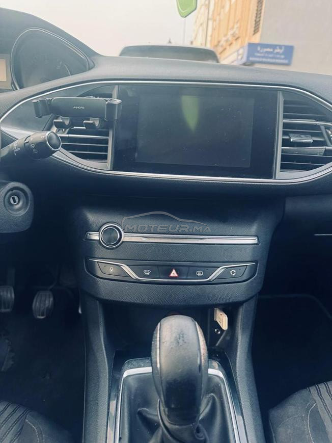 Peugeot 308 Diesel Manuelle 2015 à Salé